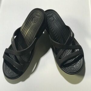 NWOT CROCS Patricia Sandals